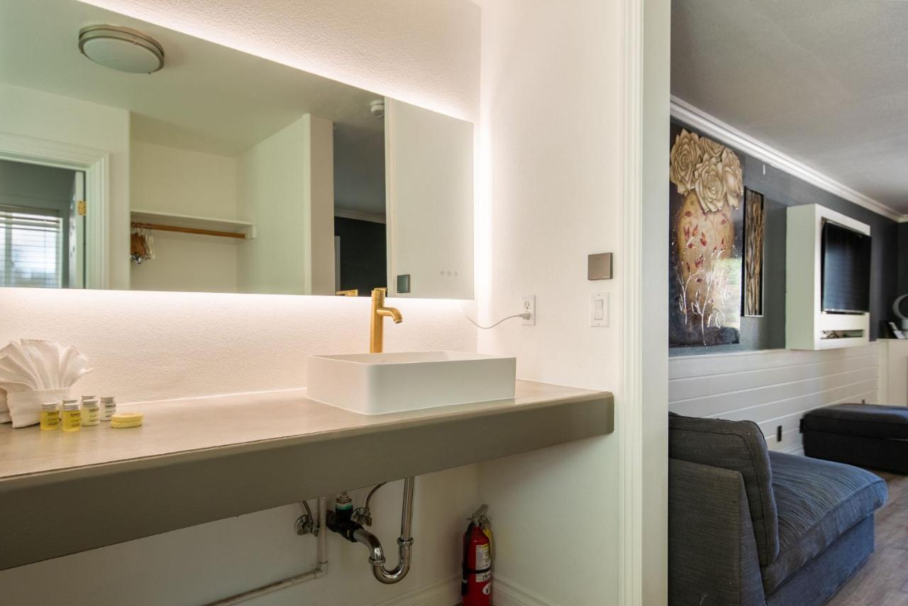 Big Bear Spa Suites Big Bear Lake Luaran gambar