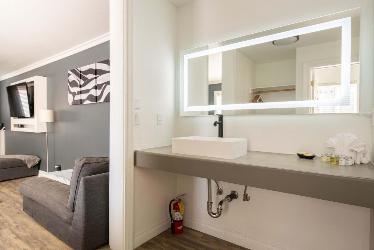 Big Bear Spa Suites Big Bear Lake Luaran gambar